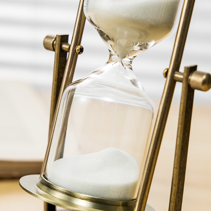 dong ho cat co dien de ban