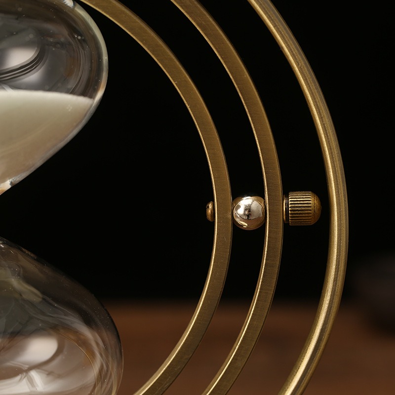 dong ho cat qua dia cau hien dai