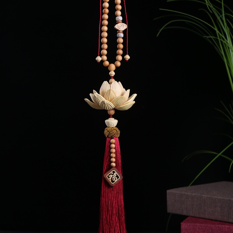 Mệnh Thủy nên để gì trong xe ô tô