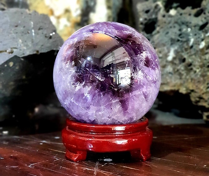 Mệnh Thổ nên để gì trong xe ô tô