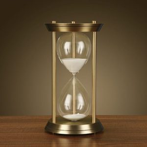 Đồng Hồ Cát Trụ Đứng Cổ Điển
