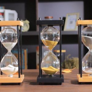 Đồng hồ cát cổ điển