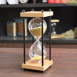 Đồng hồ cát cổ điển