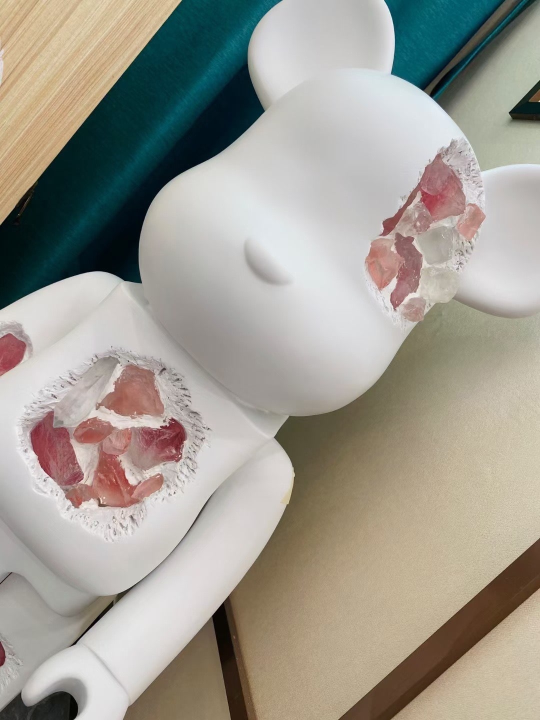 Gấu Bear xói mòn pha lê