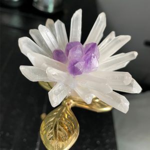 Hoa cúc bằng đá thạch anh