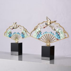 Quạt họa tiết chim hạc đẹp mắt