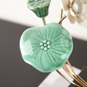 Hoa sen bằng gốm