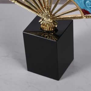 Quạt họa tiết chim hạc đẹp mắt