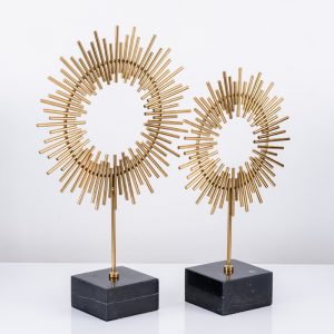 Mẫu decor đơn giản trang trí tủ kệ