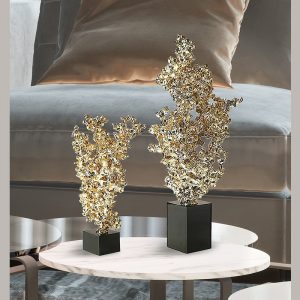 Mô hình núi dát vàng