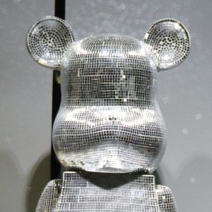 Gấu Bearbrick Bling Bling nổi bật