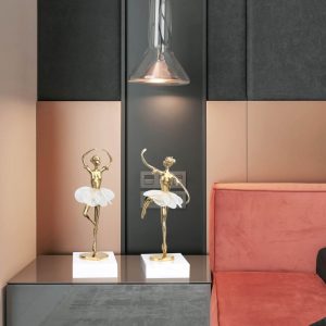 Tượng nghệ sĩ múa ballet bằng đồng gắn đá