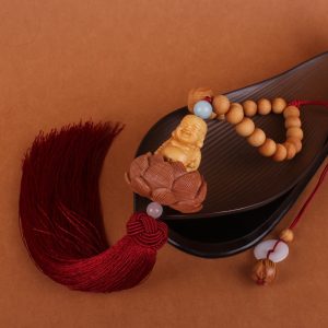 Khánh treo ô tô mặt Phật điêu khắc đẹp