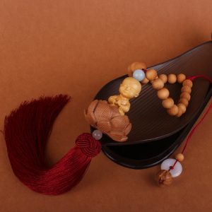 Khánh treo ô tô mặt Phật điêu khắc đẹp