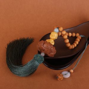 Khánh treo ô tô mặt Phật điêu khắc đẹp