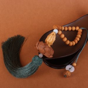 Khánh treo ô tô mặt Phật điêu khắc đẹp