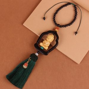 Khánh bàn thờ phật không thể thiếu khi đi đường mang lại bình an