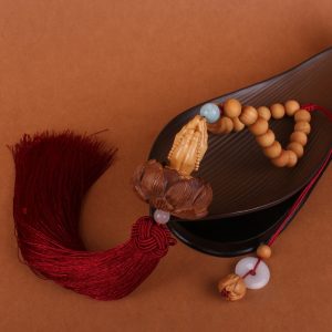 Khánh treo ô tô mặt Phật điêu khắc đẹp