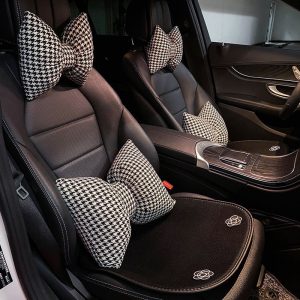 Gối tựa oto và đệm 4 mùa không thể thiếu trên xe