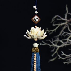 Dây khánh treo xe ôtô hoa sen chữ “Phúc” đẹp