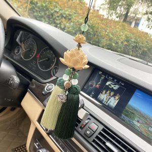 Khánh trang trí oto hoa sen điêu khắc mang lại may mắn