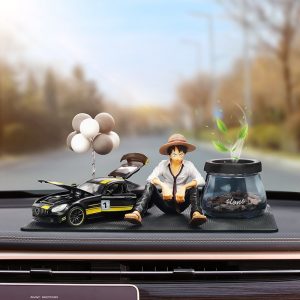 Bộ mô hình Luffy và siêu xe để taplo xinh xắn