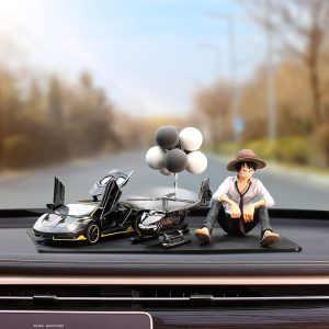 Bộ mô hình Luffy và siêu xe để taplo xinh xắn