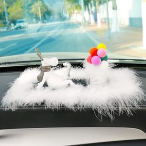 Tượng hươu hoạt hình để taplo chất liệu composite