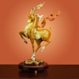 Tượng hươu may mắn được ưa chuộng