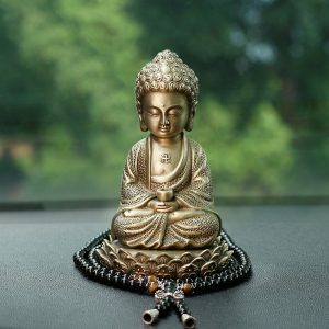 Tượng Phật A Di Đà để trên taplo xe hơi cao cấp ý nghĩa