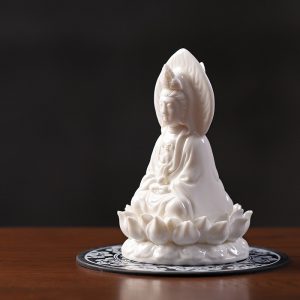 Tượng Phật Quan Âm 2 mặt để xe ô tô mang lại may mắn