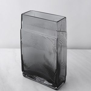 Bình hoa thủy tinh đơn giản