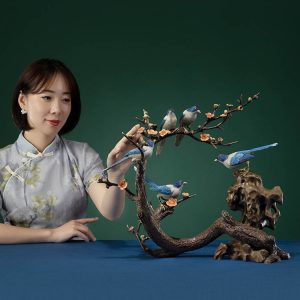 Đàn chim hỷ tước đậu cành mai đẹp bằng đồng
