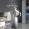 Tượng hươu để sàn chất liệu composite