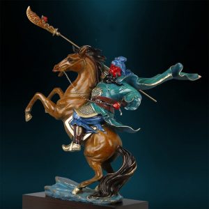 Tượng Quan Công cưỡi ngựa uy phong
